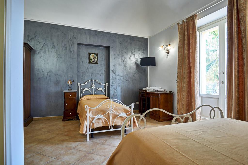 Vila Agriturismo Conte Ruggero Centuripe Exteriér fotografie