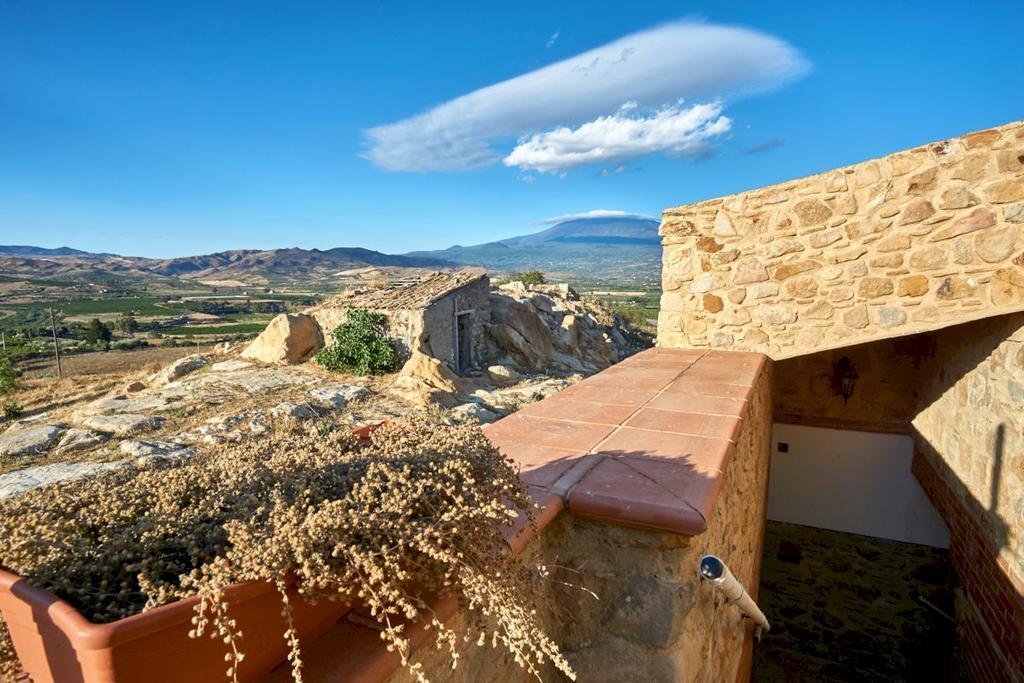 Vila Agriturismo Conte Ruggero Centuripe Exteriér fotografie