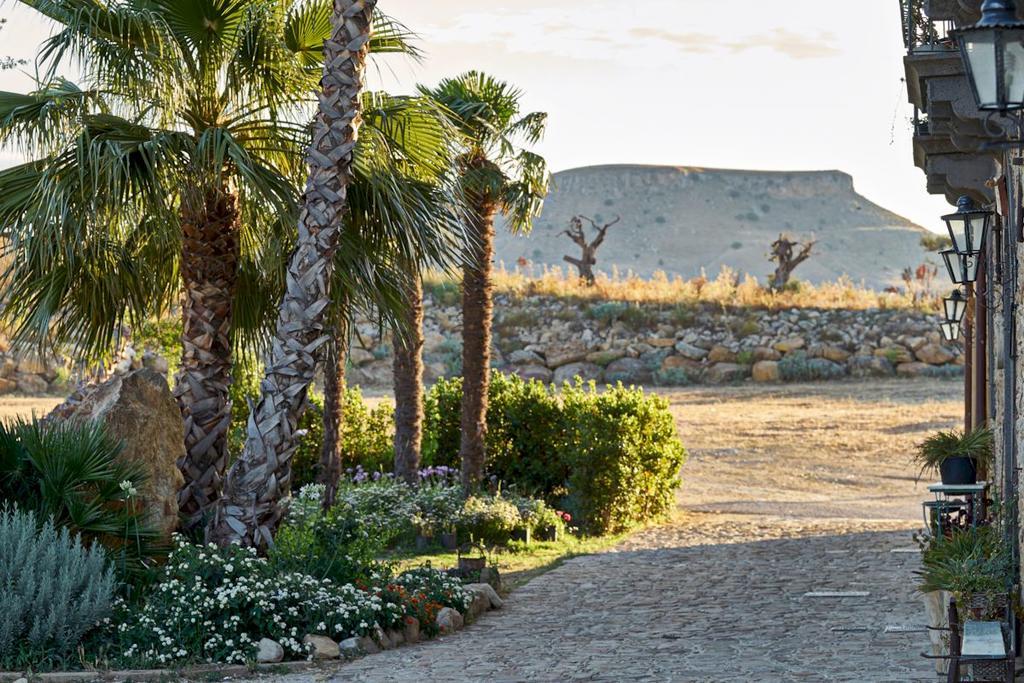 Vila Agriturismo Conte Ruggero Centuripe Exteriér fotografie